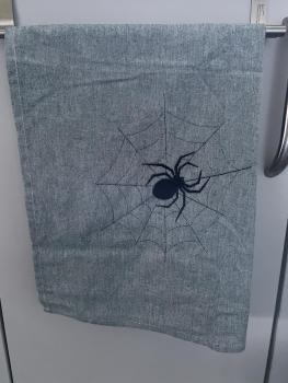 Vollstickdatei Spinne im Netz
